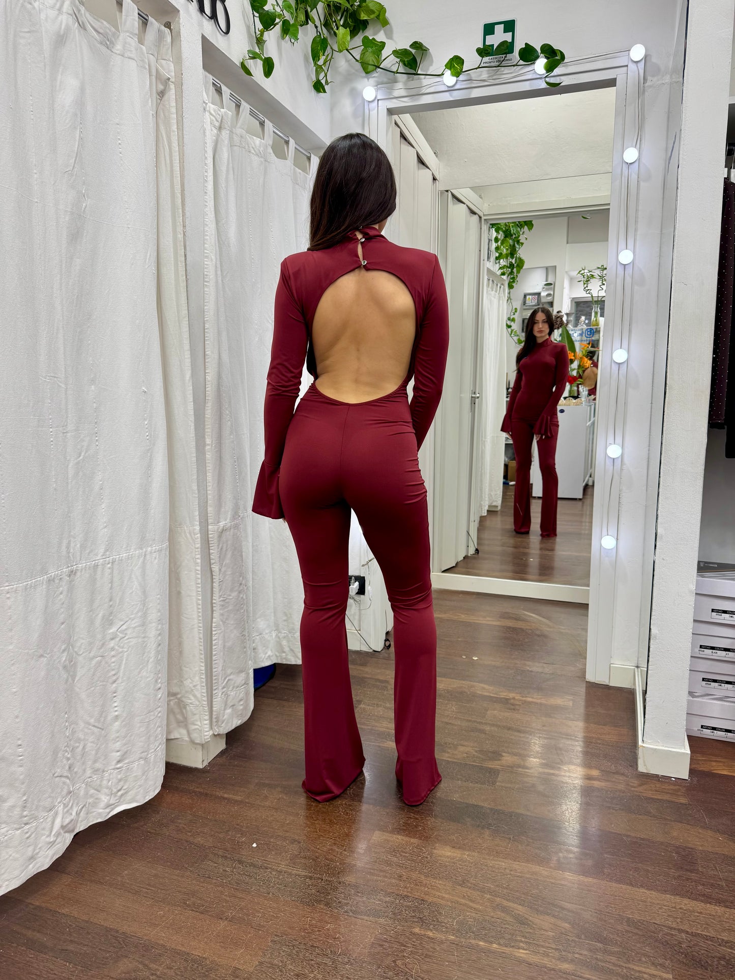 Tuta Laura
